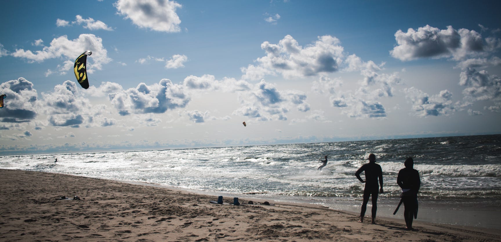 Backyard Beach - Egmond aan Zee